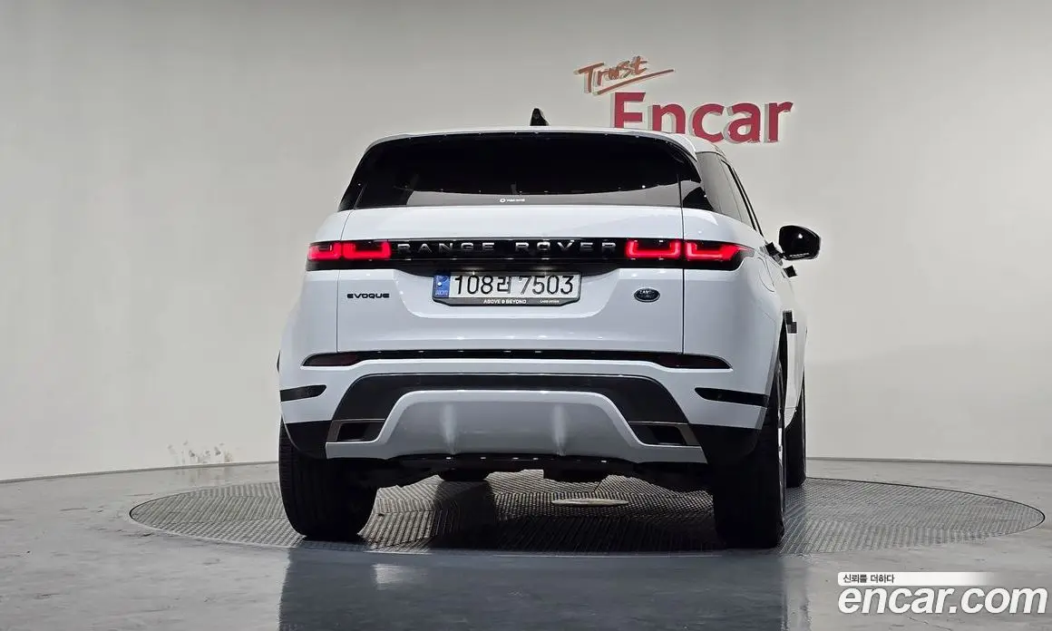 Land Rover Range Rover Evoque 2021 2.0 автомат (гидро), фото 4 Land Rover Range Rover Evoque 2021 2.0 автомат (гидро), фото 4