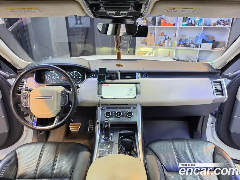 Land Rover Range Rover Sport 2017 3.0 автомат (гидро), фото 7 Land Rover Range Rover Sport 2017 3.0 автомат (гидро), фото 7