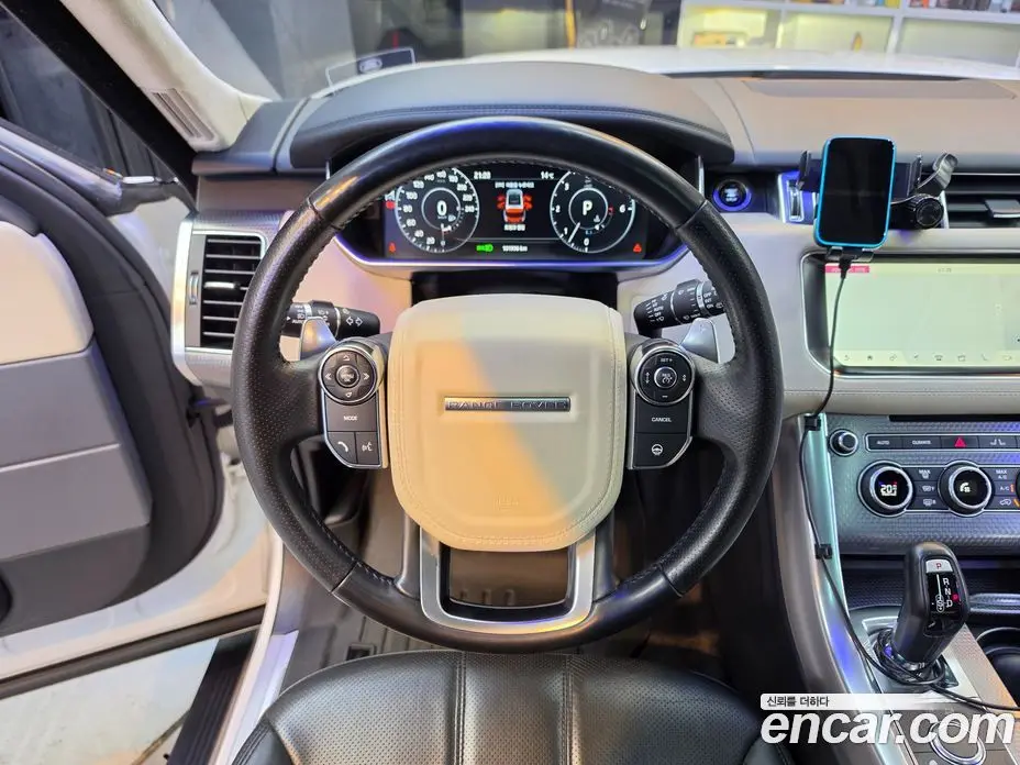 Land Rover Range Rover Sport 2017 3.0 автомат (гидро), фото 9 Land Rover Range Rover Sport 2017 3.0 автомат (гидро), фото 9