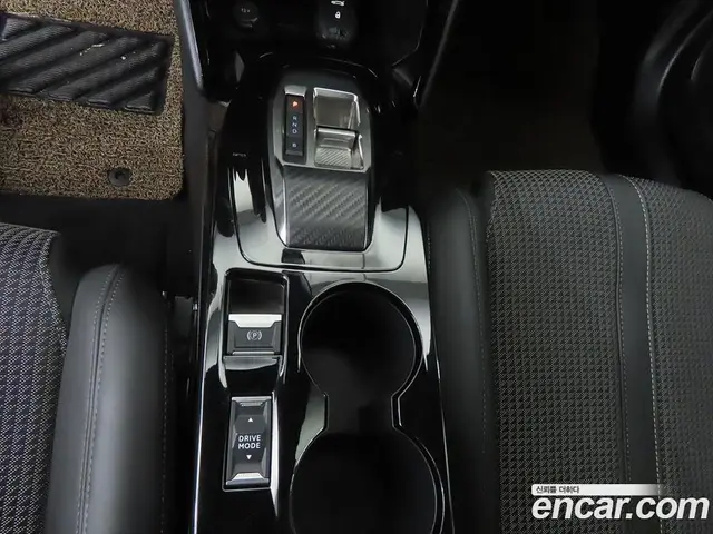 Peugeot 2008 2023 автомат (гидро), миниатюра 11 Peugeot 2008 2023 автомат (гидро), миниатюра 11