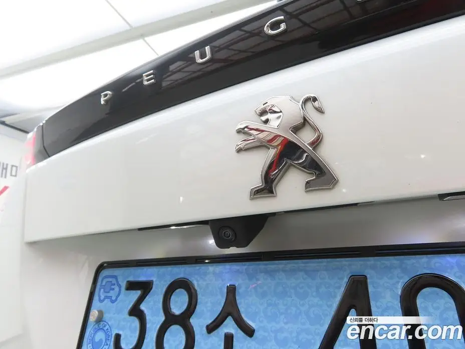 Peugeot 2008 2023 автомат (гидро), фото 16 Peugeot 2008 2023 автомат (гидро), фото 16