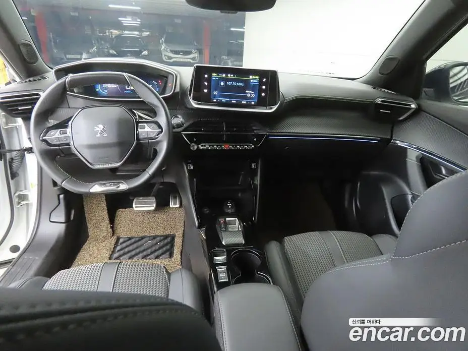 Peugeot 2008 2023 автомат (гидро), фото 7 Peugeot 2008 2023 автомат (гидро), фото 7