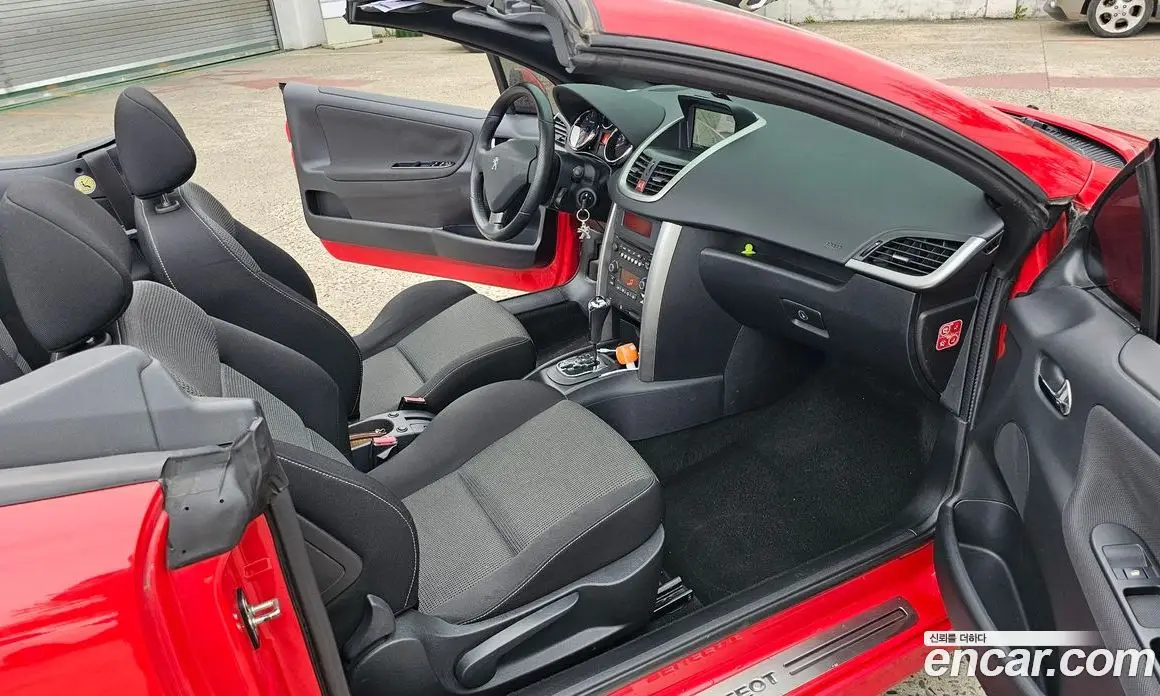 Peugeot 207 2013 1.6 автомат (гидро), фото 11