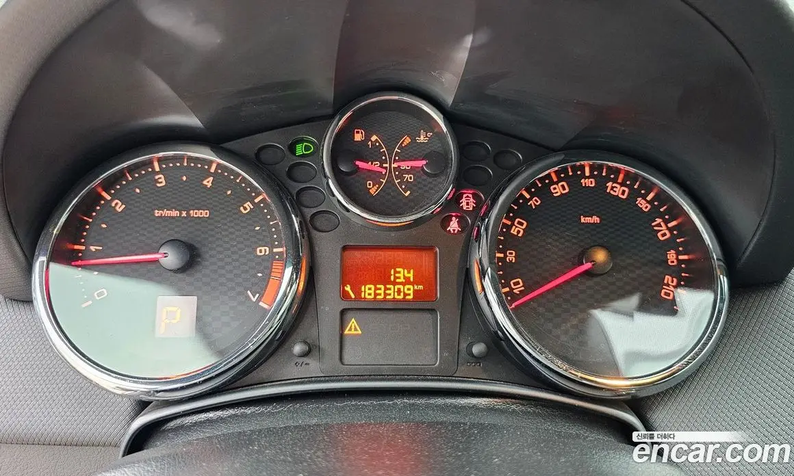 Peugeot 207 2013 1.6 автомат (гидро), фото 14