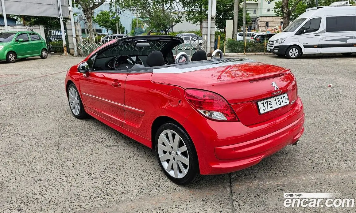 Peugeot 207 2013 1.6 автомат (гидро), фото 7