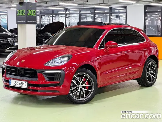 Porsche Macan, 2023, 89 900 км