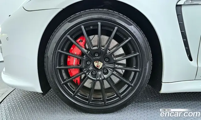 Porsche Panamera 2013 4.8 автомат (гидро), миниатюра 5 Porsche Panamera 2013 4.8 автомат (гидро), миниатюра 5