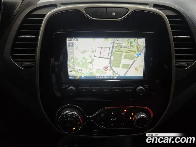 Renault (Samsung) QM3 2015 1.5 автомат (гидро), миниатюра 11