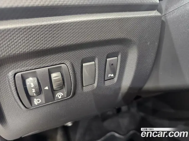 Renault (Samsung) QM3 2015 1.5 автомат (гидро), миниатюра 9