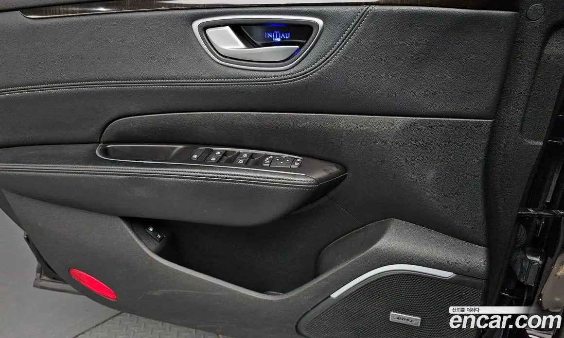 Renault (Samsung) SM6 2017 1.6 автомат (гидро), фото 17 Renault (Samsung) SM6 2017 1.6 автомат (гидро), фото 17