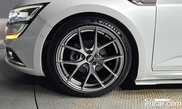 Renault (Samsung) SM6 2018 1.6 автомат (гидро), миниатюра 5 Renault (Samsung) SM6 2018 1.6 автомат (гидро), миниатюра 5