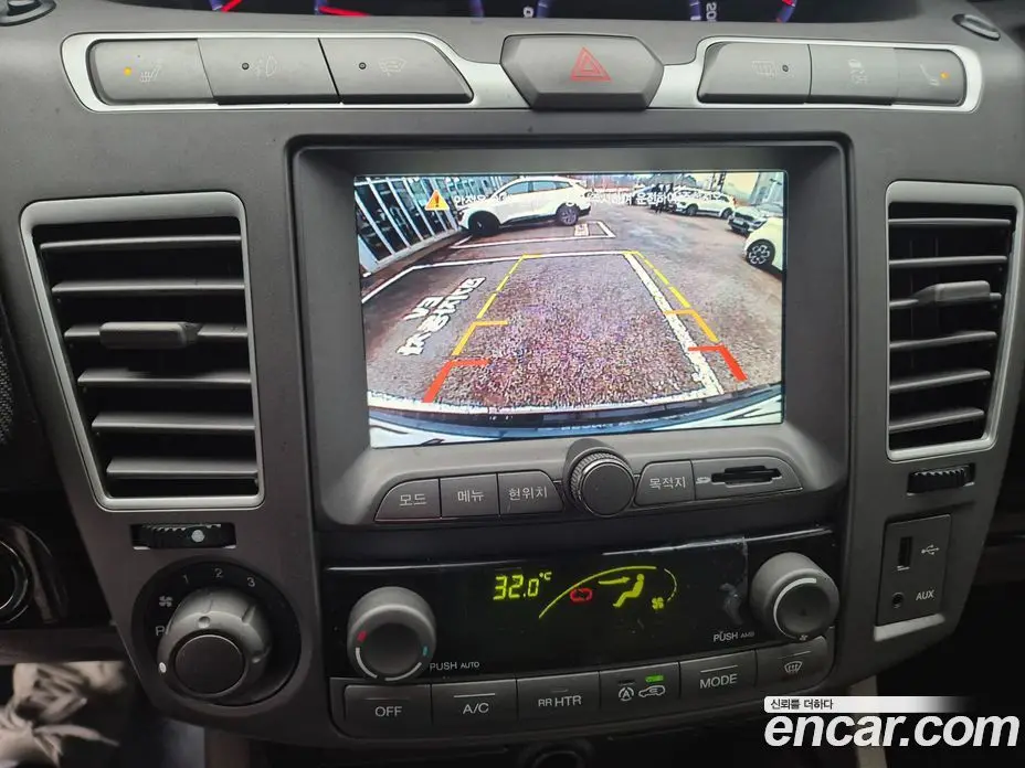 SsangYong Korando 2014 2.0 автомат (гидро), фото 18