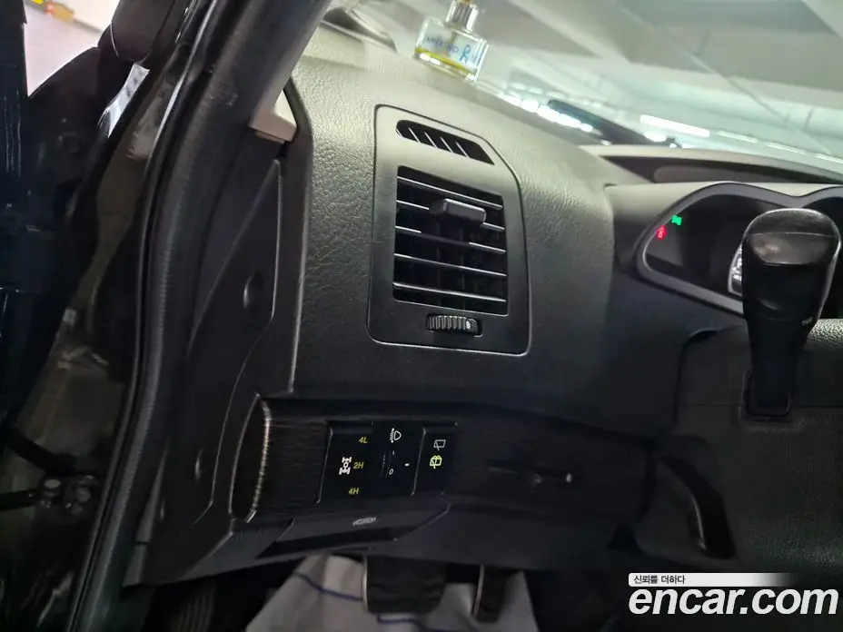 SsangYong Korando 2017 2.2 автомат (гидро), фото 9