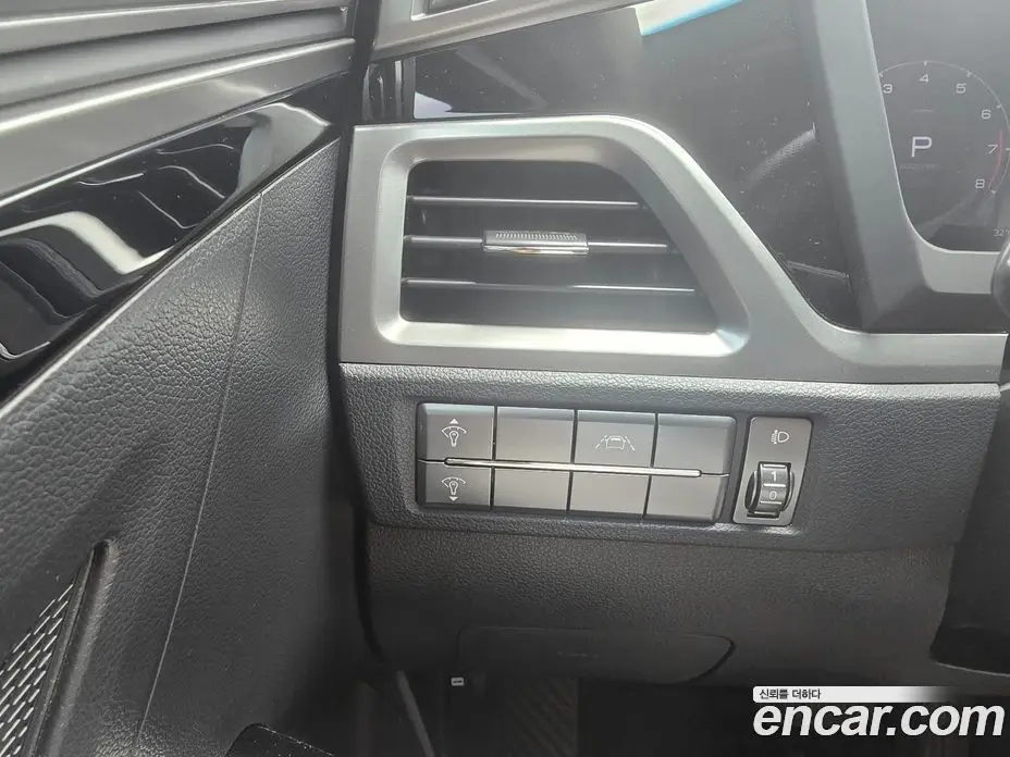 SsangYong Korando 2021 1.5 автомат (гидро), фото 10 SsangYong Korando 2021 1.5 автомат (гидро), фото 10