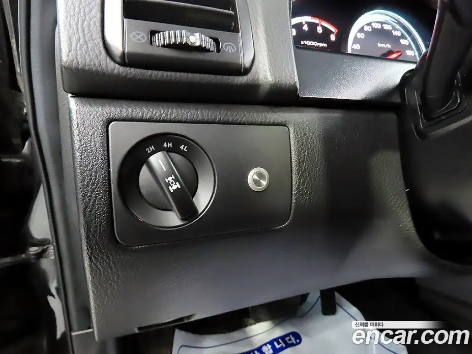 SsangYong Rexton 2012 2.0 автомат (гидро), фото 16 SsangYong Rexton 2012 2.0 автомат (гидро), фото 16
