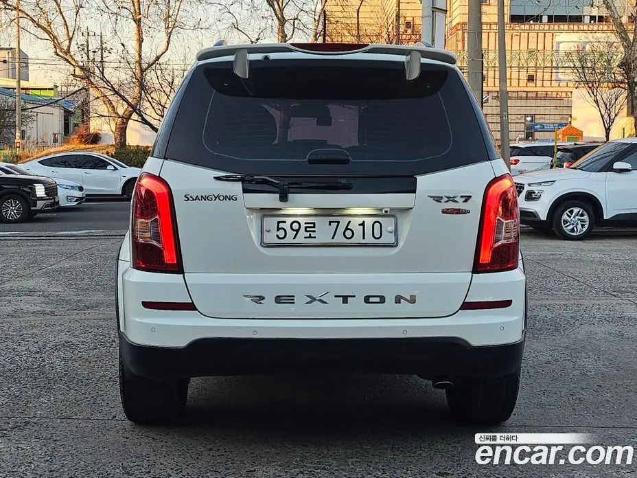 SsangYong Rexton 2014 2.0 автомат (гидро), фото 3