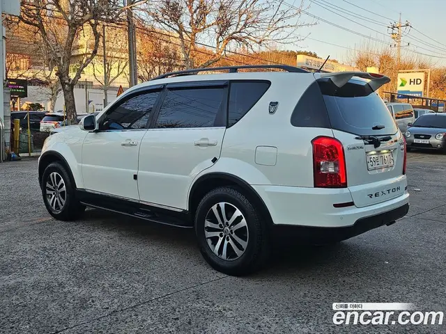 SsangYong Rexton 2014 2.0 автомат (гидро), миниатюра 4