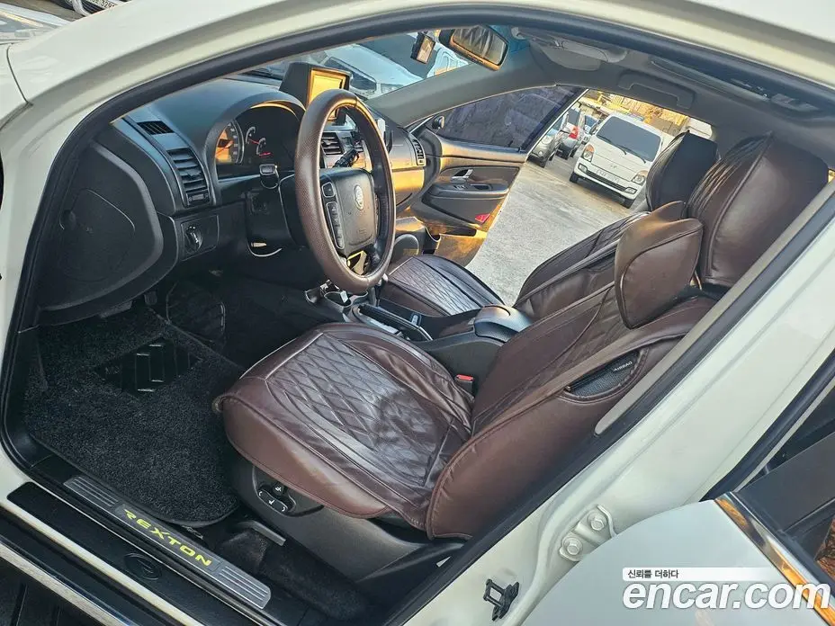 SsangYong Rexton 2014 2.0 автомат (гидро), фото 9