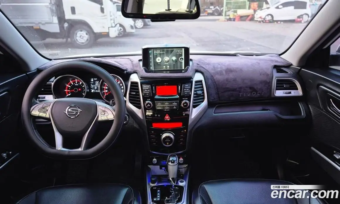 SsangYong TIBOLI 2015 1.6 автомат (гидро), фото 14