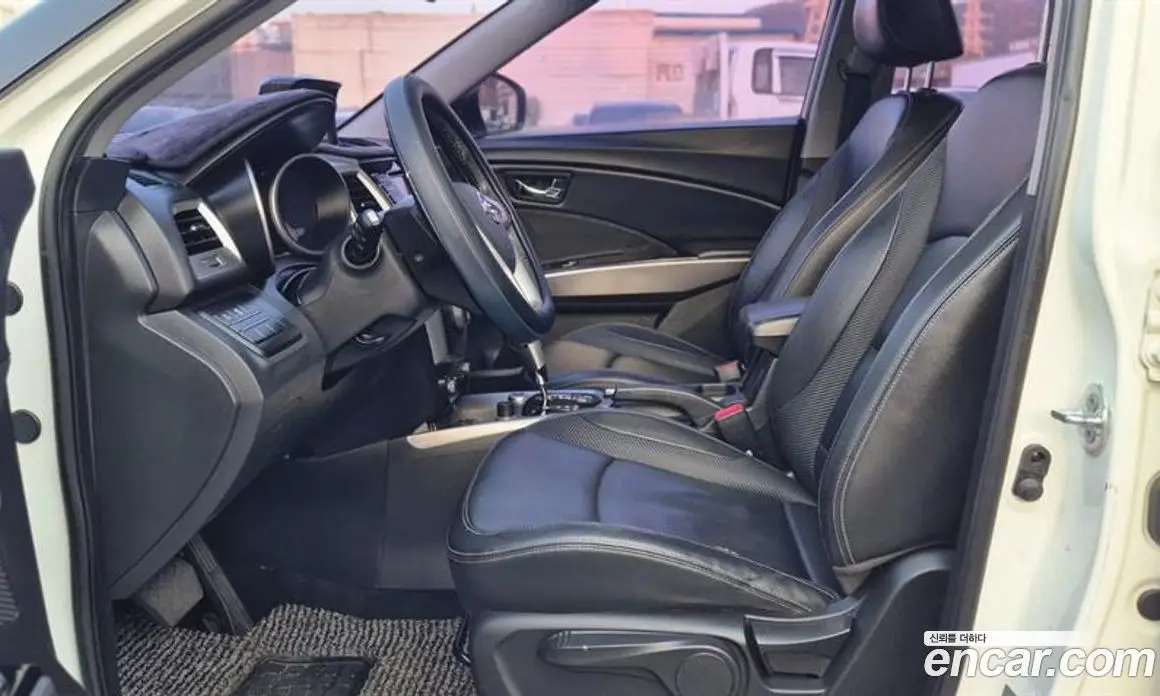 SsangYong TIBOLI 2015 1.6 автомат (гидро), фото 18