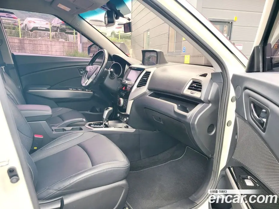 SsangYong TIBOLI 2015 1.6 автомат (гидро), фото 20 SsangYong TIBOLI 2015 1.6 автомат (гидро), фото 20