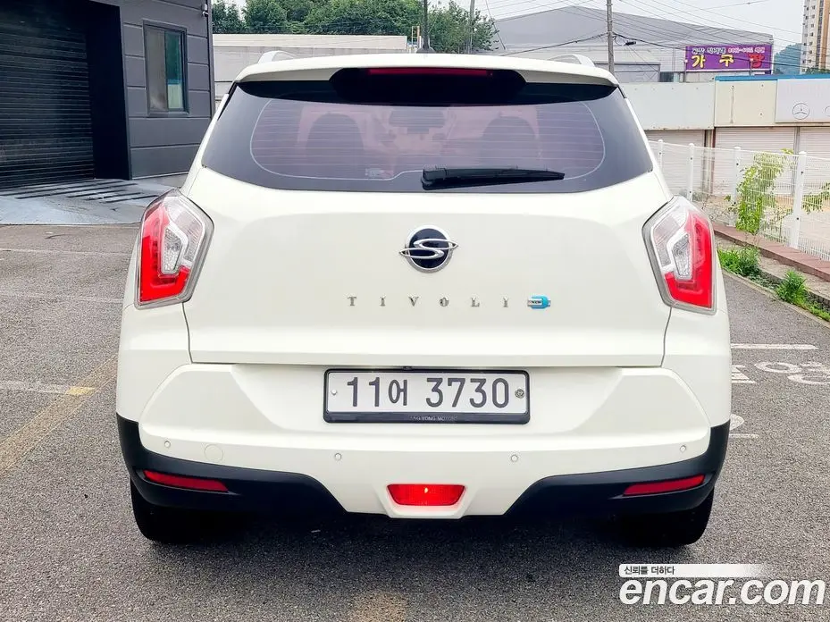 SsangYong TIBOLI 2015 1.6 автомат (гидро), фото 4 SsangYong TIBOLI 2015 1.6 автомат (гидро), фото 4