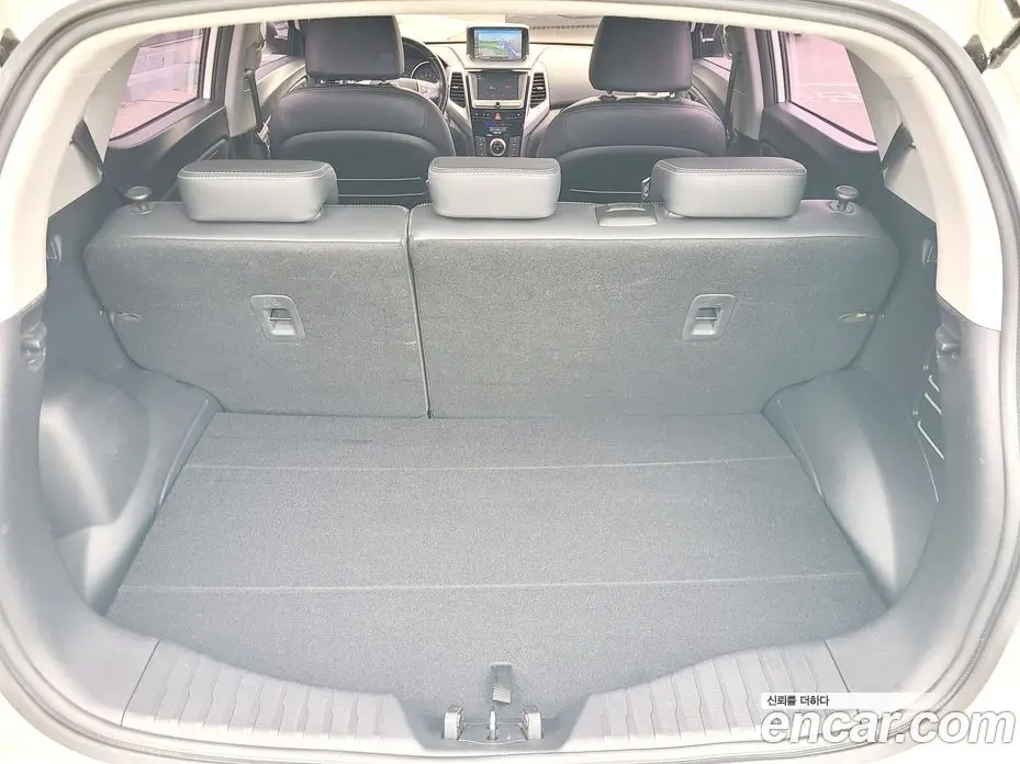 SsangYong TIBOLI 2015 1.6 автомат (гидро), фото 5 SsangYong TIBOLI 2015 1.6 автомат (гидро), фото 5