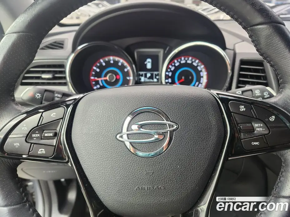 SsangYong TIBOLI 2017 1.6 автомат (гидро), фото 12 SsangYong TIBOLI 2017 1.6 автомат (гидро), фото 12