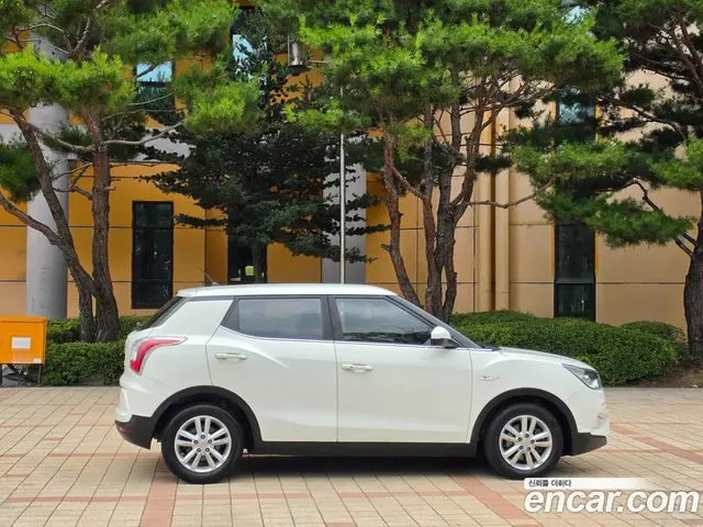 SsangYong TIBOLI 2017 1.6 автомат (гидро), миниатюра 4