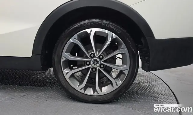 SsangYong TIBOLI 2018 1.6 автомат (гидро), миниатюра 5