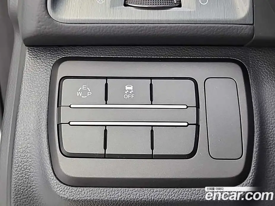 SsangYong TIBOLI 2018 1.6 автомат (гидро), фото 15