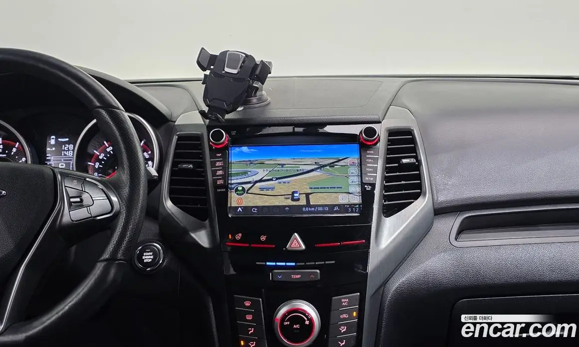 SsangYong TIBOLI 2019 1.6 автомат (гидро), фото 16