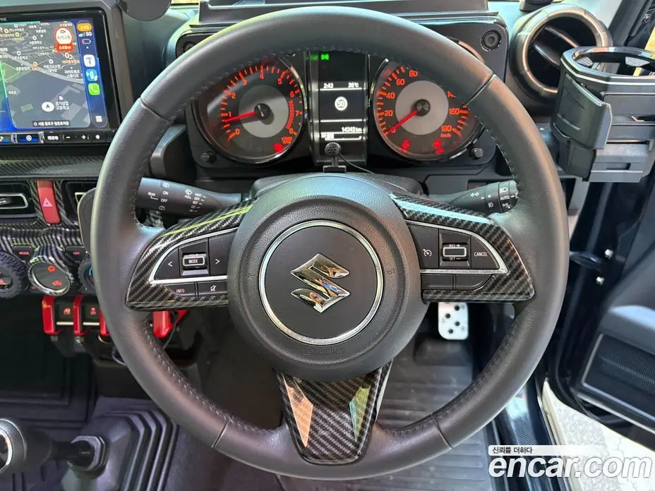 Suzuki Jimny 2024 1.4 механика, фото 18