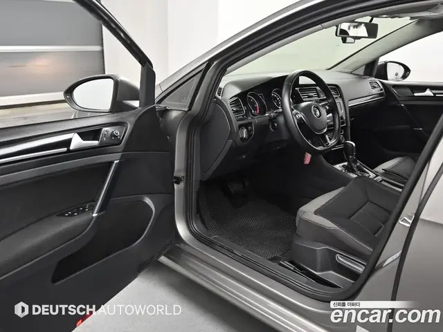 Volkswagen Golf 2013 1.6 автомат (гидро), миниатюра 11