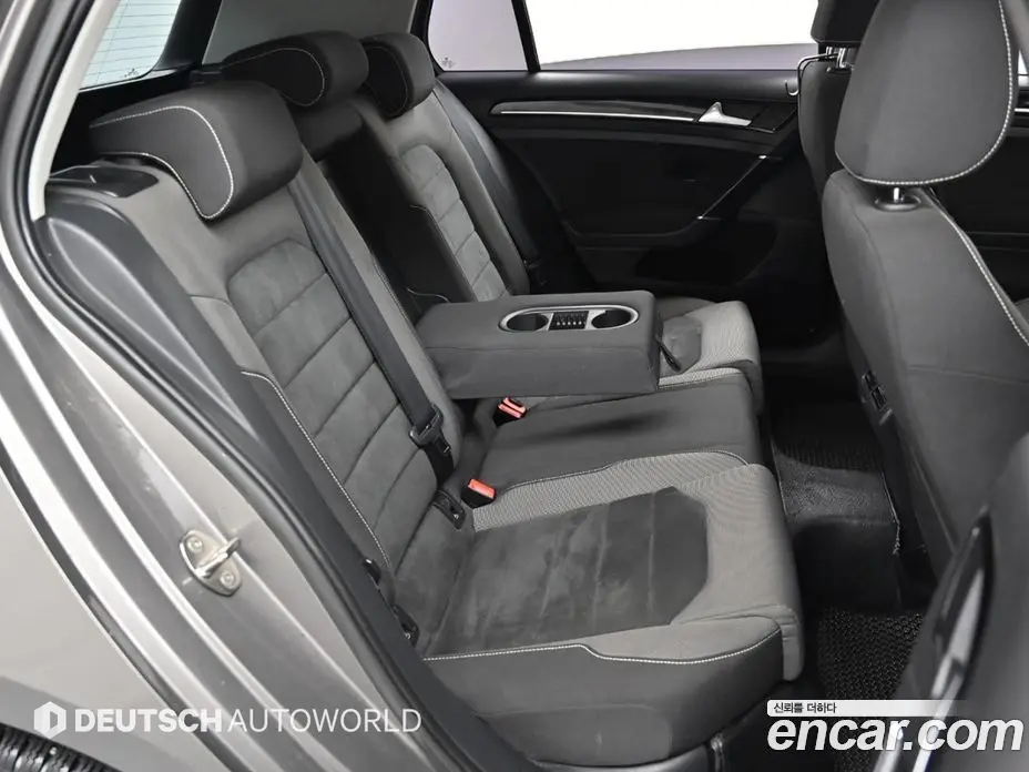 Volkswagen Golf 2013 1.6 автомат (гидро), фото 12