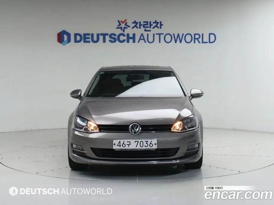 Volkswagen Golf 2013 1.6 автомат (гидро), фото 3