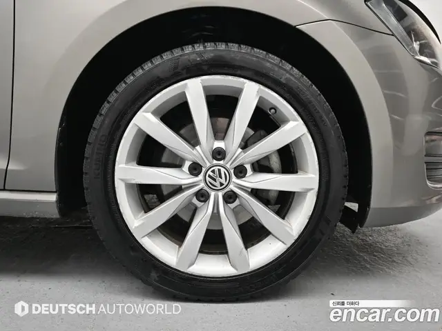 Volkswagen Golf 2013 1.6 автомат (гидро), миниатюра 5