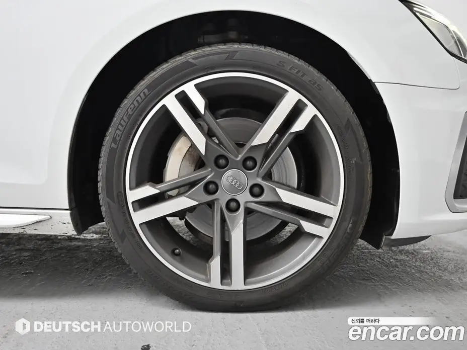 Audi A4 2021 2.0 автомат (гидро), фото 5 Audi A4 2021 2.0 автомат (гидро), фото 5