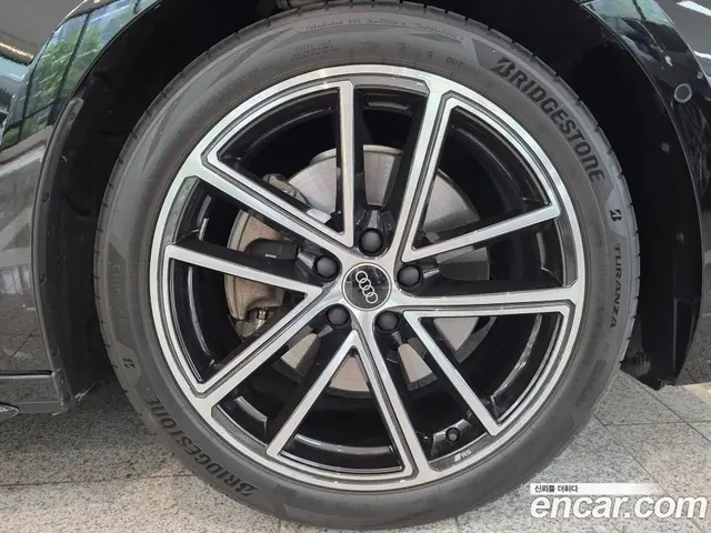 Audi A5 2025 2.0 автомат (гидро), миниатюра 5 Audi A5 2025 2.0 автомат (гидро), миниатюра 5