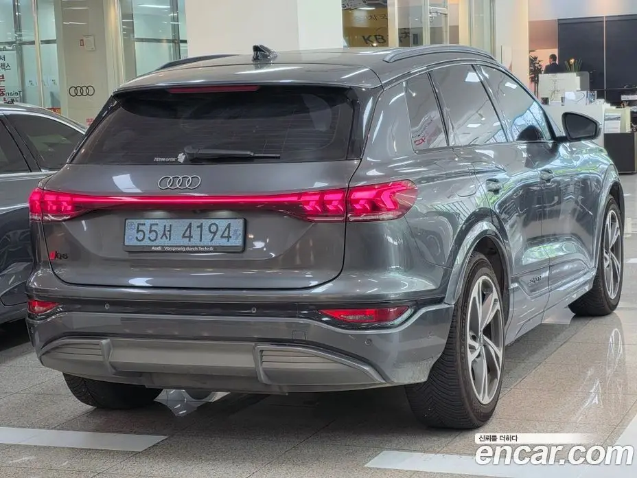 Audi Q6 e-tron 2025 0.2 автомат (гидро), фото 2 Audi Q6 e-tron 2025 0.2 автомат (гидро), фото 2