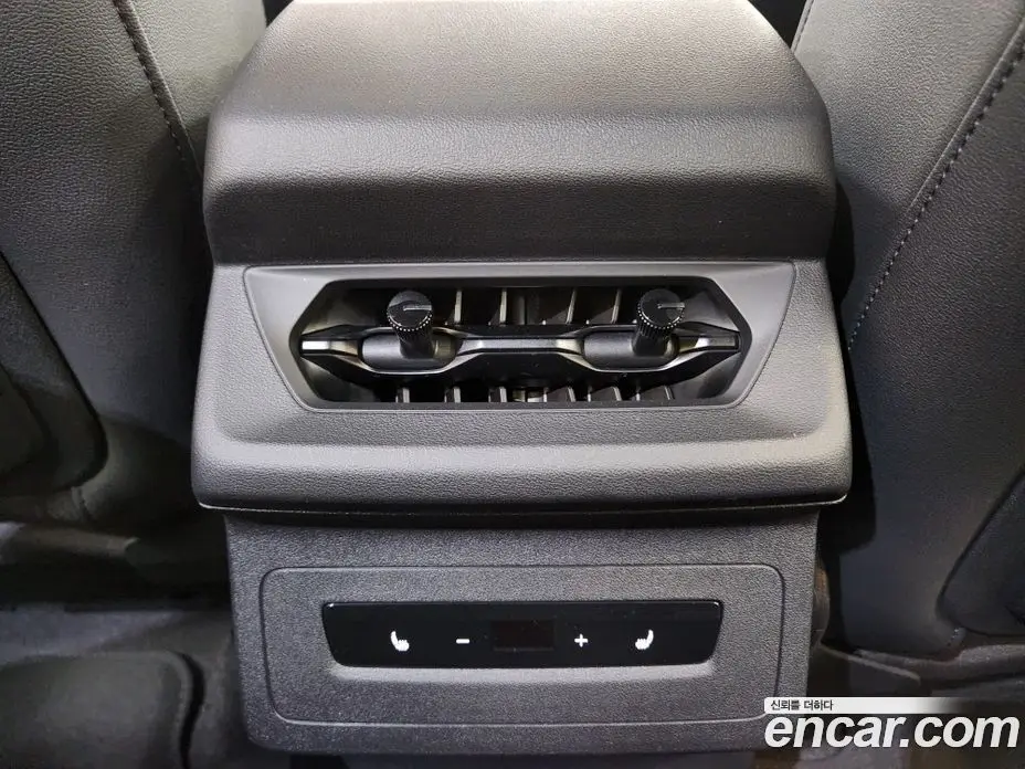 Audi Q6 e-tron 2025 0.2 автомат (гидро), фото 18 Audi Q6 e-tron 2025 0.2 автомат (гидро), фото 18