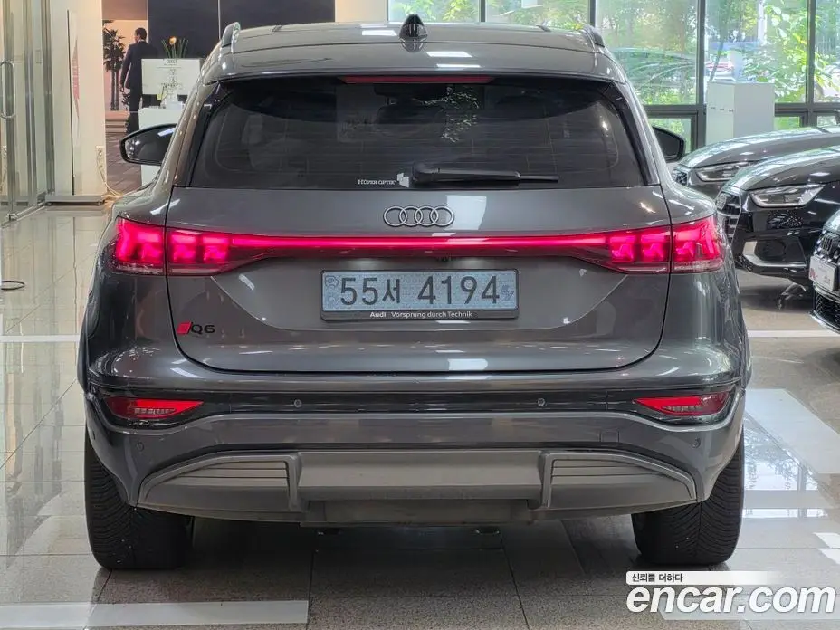 Audi Q6 e-tron 2025 0.2 автомат (гидро), фото 4 Audi Q6 e-tron 2025 0.2 автомат (гидро), фото 4