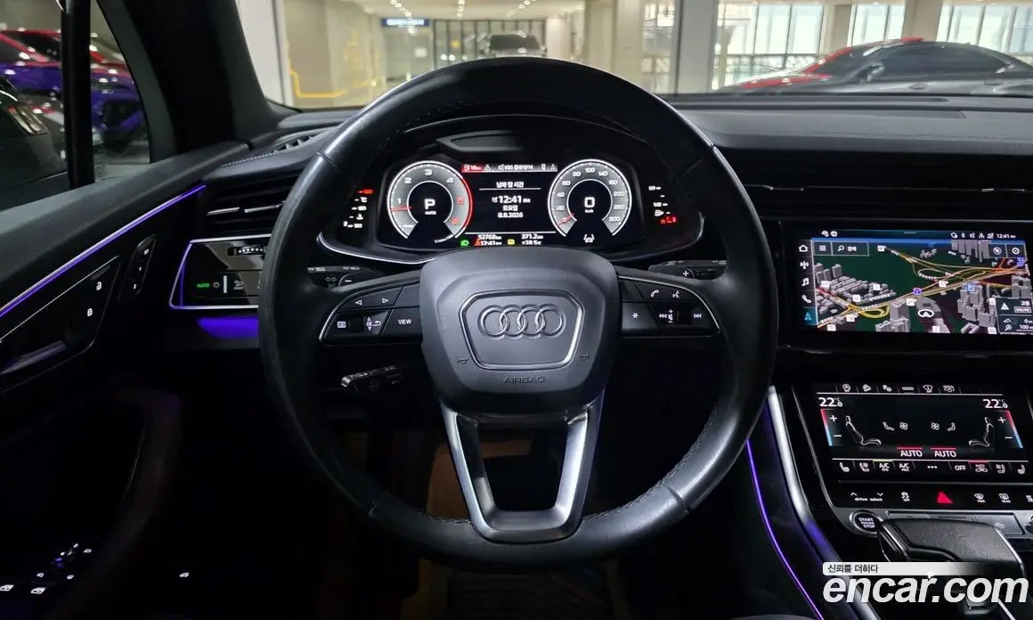Audi Q7 2023 3.0 автомат (гидро), фото 13