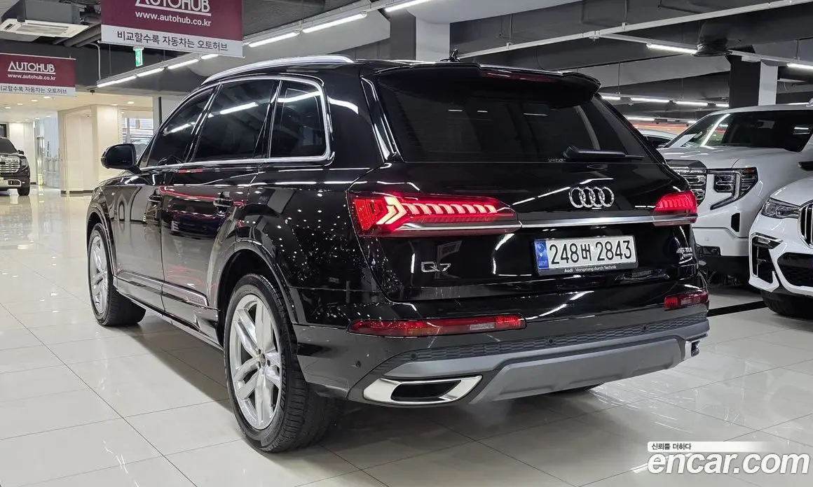 Audi Q7 2023 3.0 автомат (гидро), фото 8