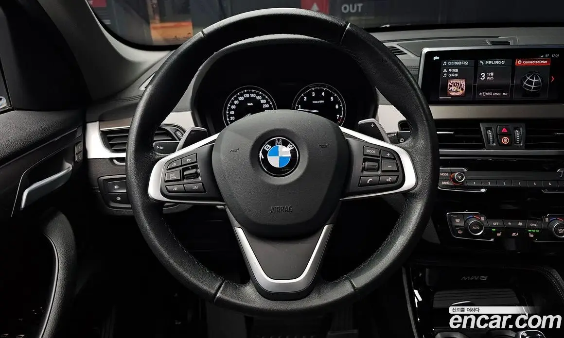 BMW X1 2021 2.0 автомат (гидро), фото 14