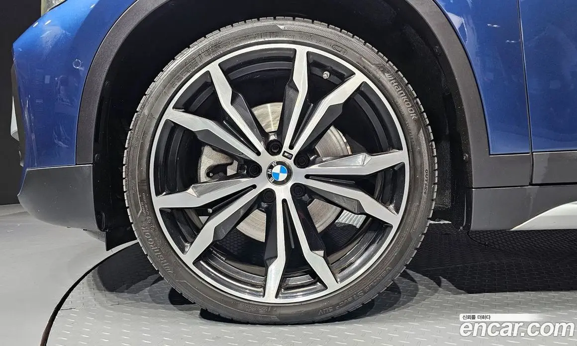 BMW X1 2021 2.0 автомат (гидро), фото 5