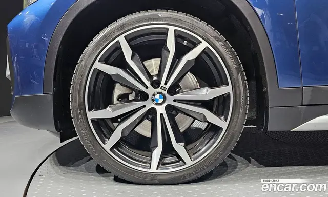 BMW X1 2021 2.0 автомат (гидро), миниатюра 5