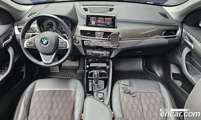 BMW X1 2021 2.0 автомат (гидро), миниатюра 7