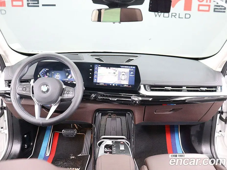 BMW X1 2024 2.0 автомат (гидро), фото 13