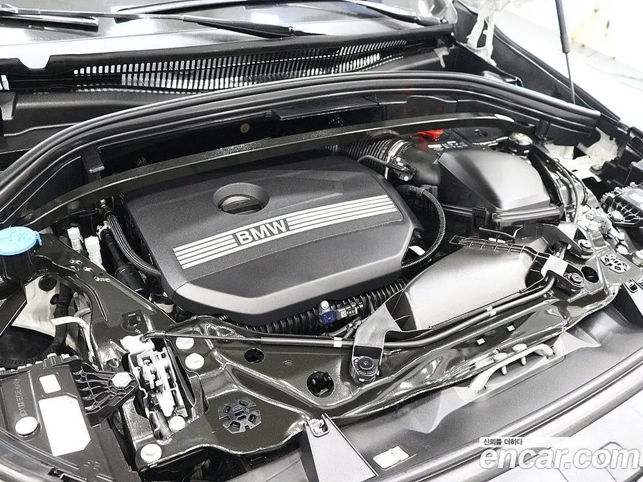 BMW X1 2024 2.0 автомат (гидро), фото 18